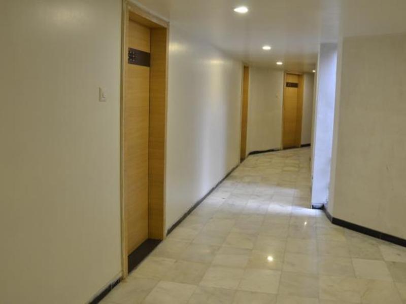 סוראט Central Beacon Hotel מראה חיצוני תמונה